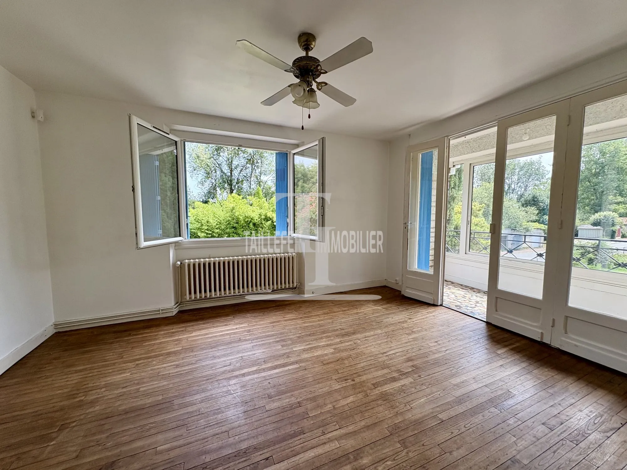 Maison familiale à Agonac de 113 m² avec jardin et garage 