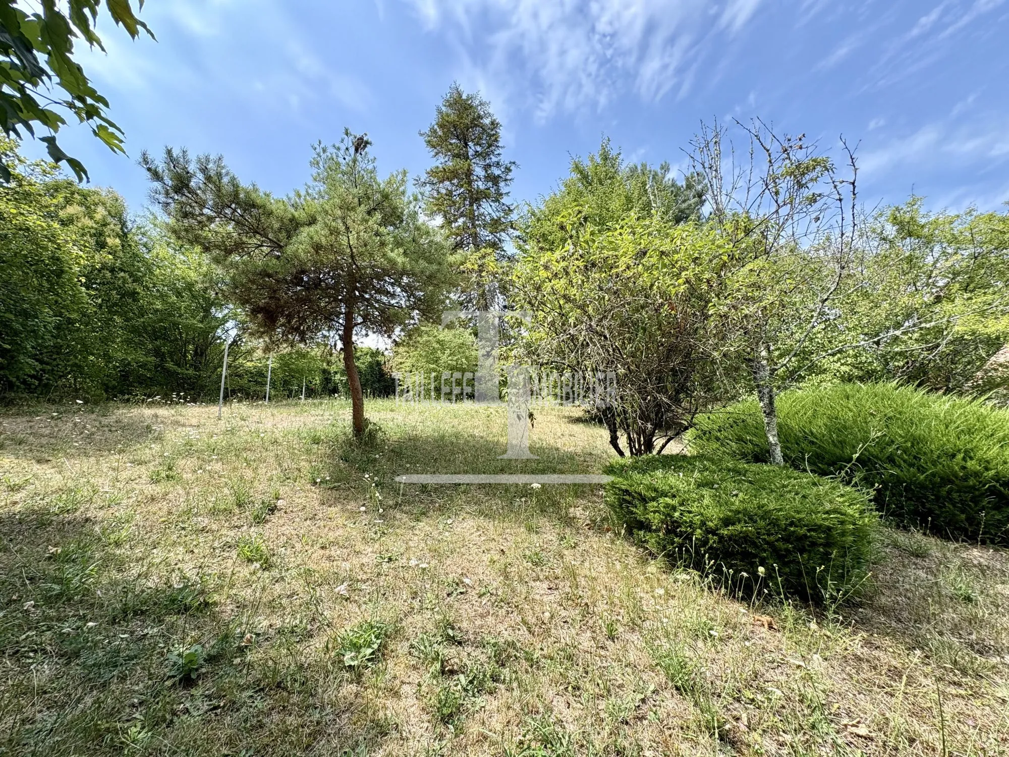 Maison familiale à Agonac de 113 m² avec jardin et garage 