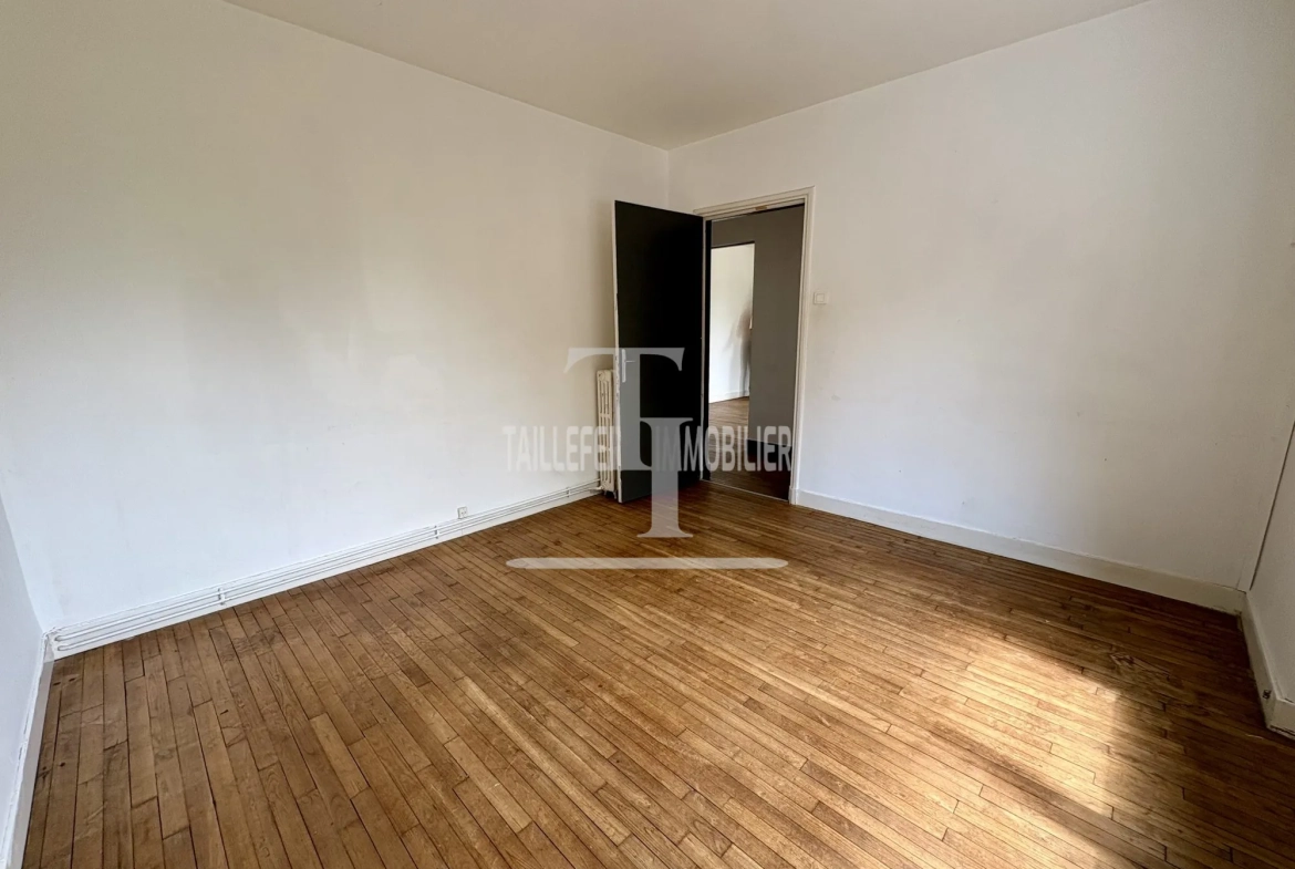 Maison familiale à Agonac de 113 m² avec jardin et garage 