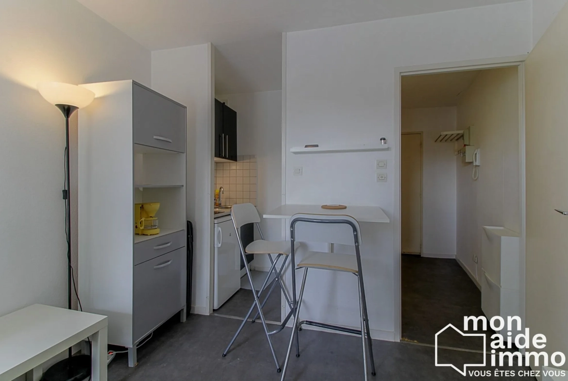 Appartement 19,50 m² avec parking à Bordeaux, idéal investisseur ou étudiant 