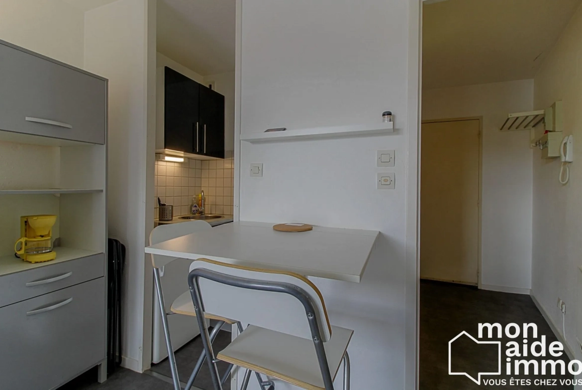 Appartement 19,50 m² avec parking à Bordeaux, idéal investisseur ou étudiant 