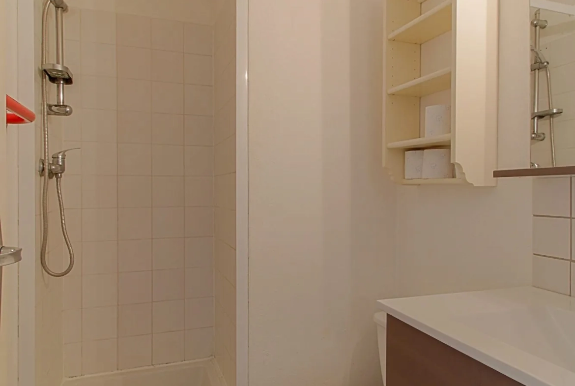 Appartement 19,50 m² avec parking à Bordeaux, idéal investisseur ou étudiant 