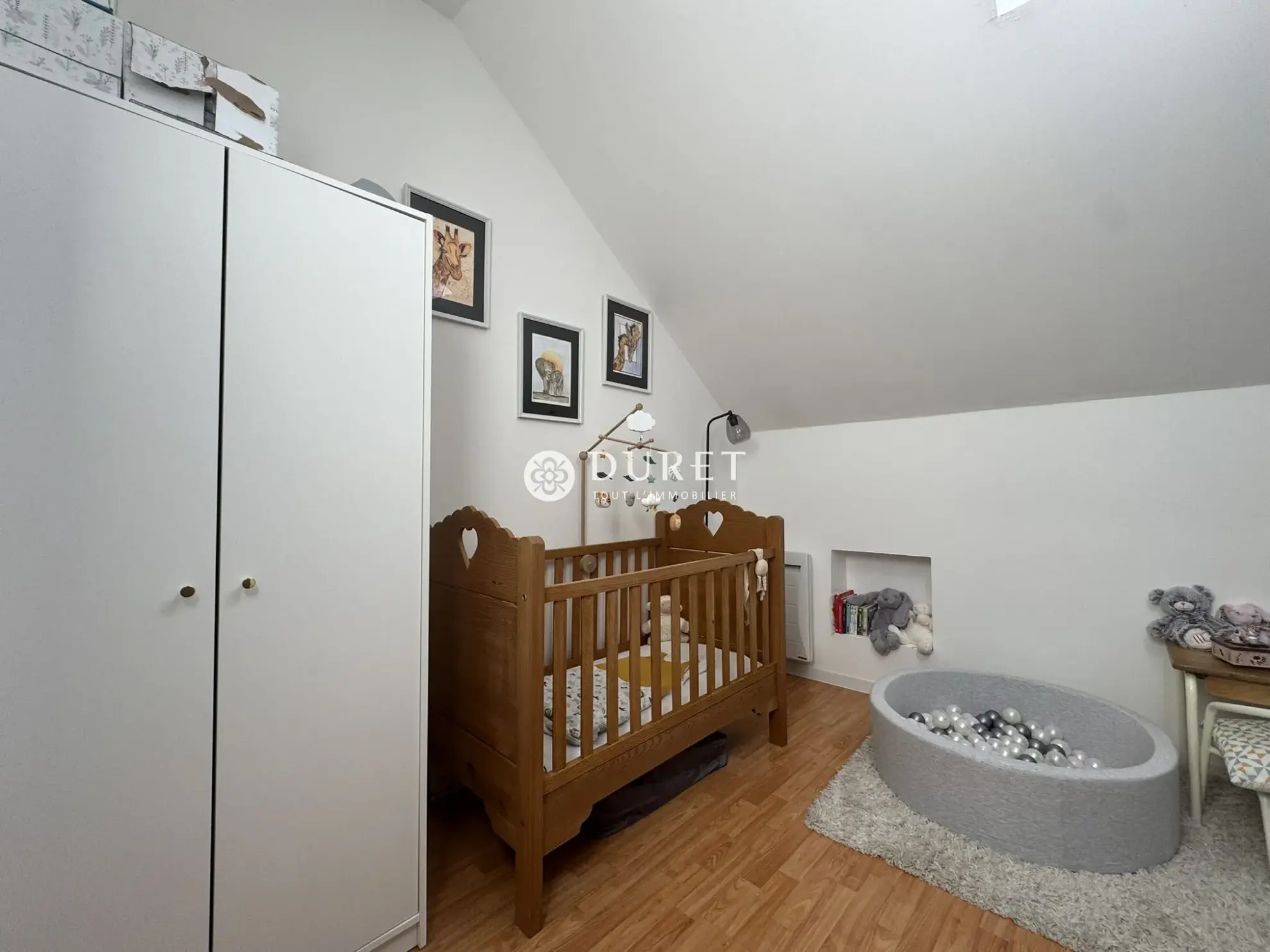 Appartement atypique avec 2 chambres à Challans – centre-ville 
