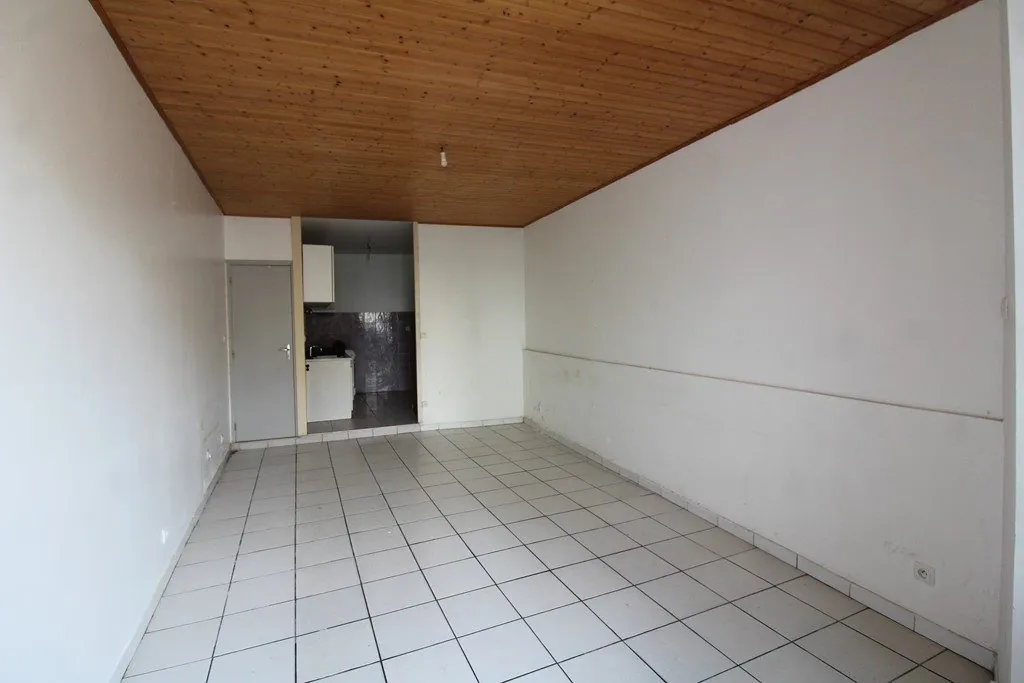 Maisons de ville T4 et T2 à Saujon, centre-ville, bon investissement 