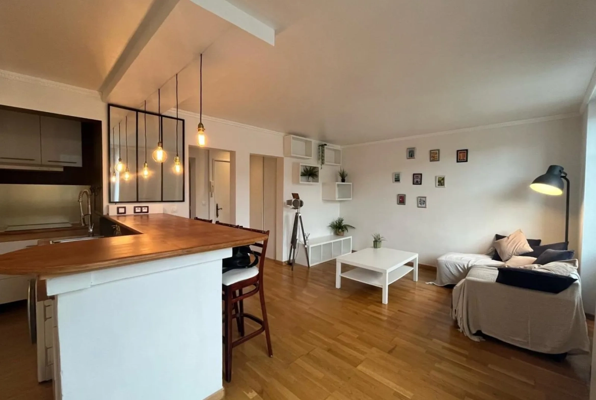 Appartement meublé de 44 m² à Nantes près de Mellinet – Lumineux et pratique 