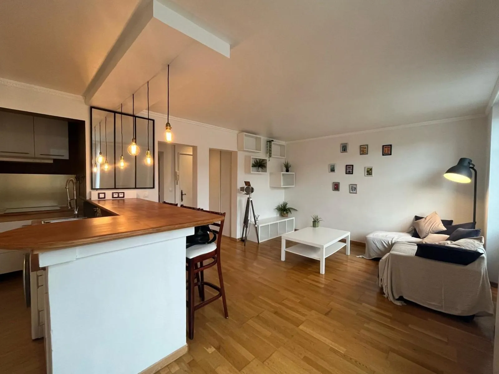 Appartement meublé de 44 m² à Nantes près de Mellinet – Lumineux et pratique 