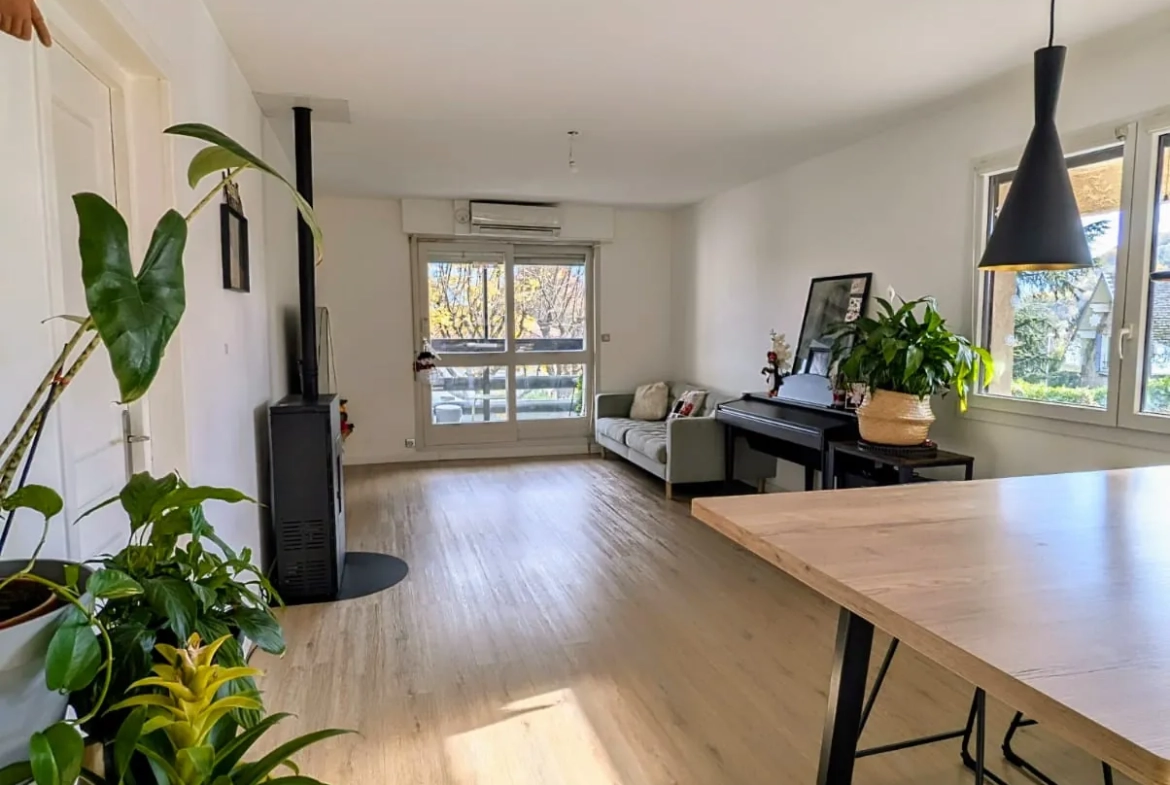 Bel appartement T4 de 96 m² avec vue dégagée à Seyssins 