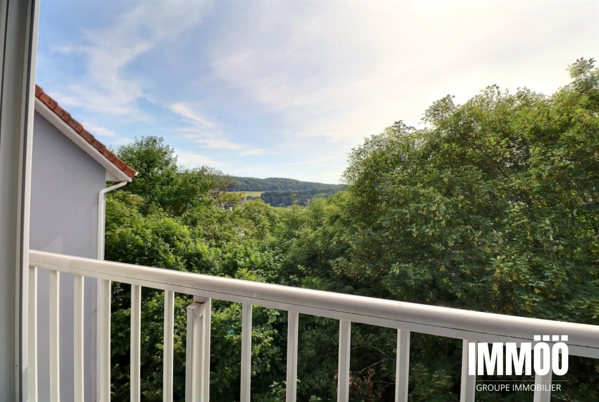 Appartement T3 avec vue panoramique à Le Houlme – Garage et parking inclus 