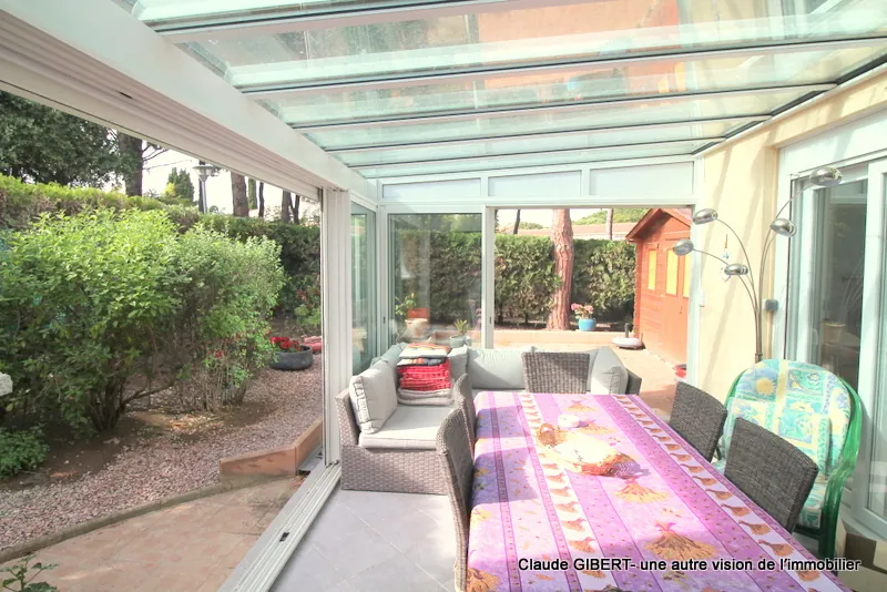 Pavillon en Exclusivité au Cap d'Agde avec Jardin, Terrasse et Piscine 