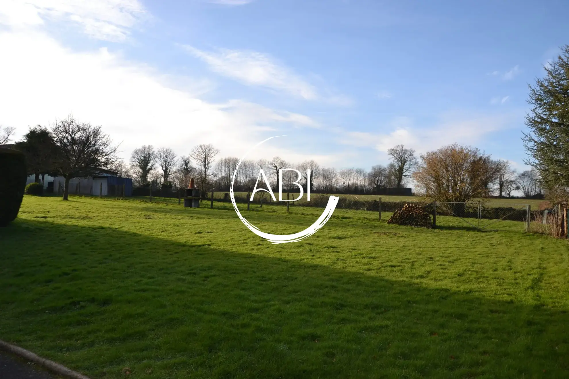 A Vendre Maison 115 m² Proche Bagnoles avec Sous-sol et Jardin 