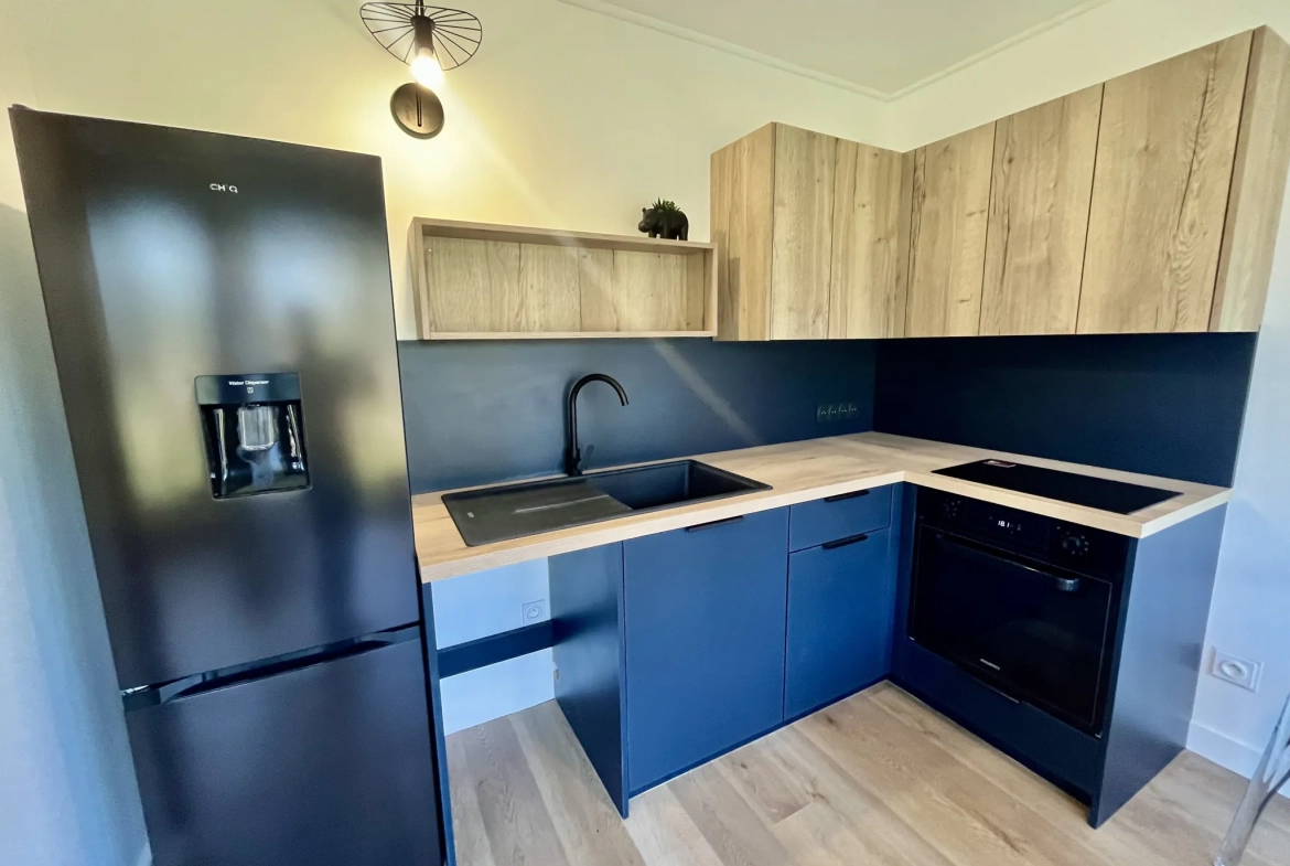 Appartement T2 rénové de 56 m² avec piscine à Nîmes 
