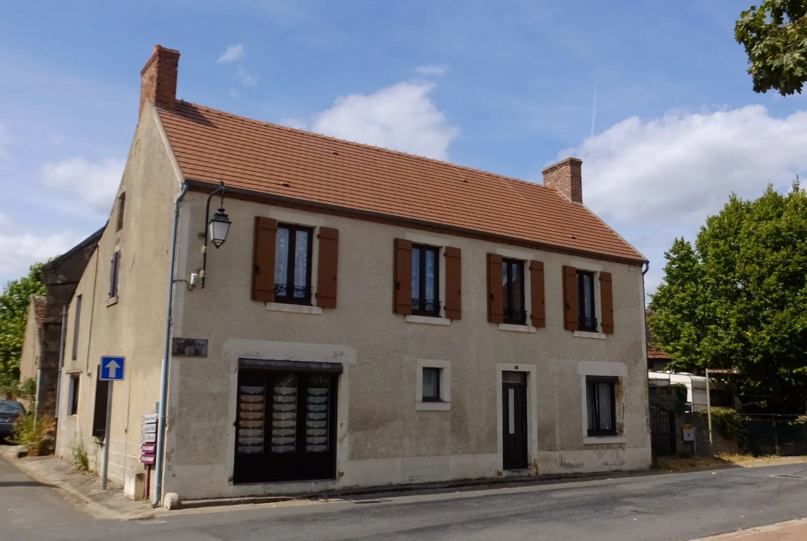 Belle maison de village de 170 m² avec jardin à Le Brethon 