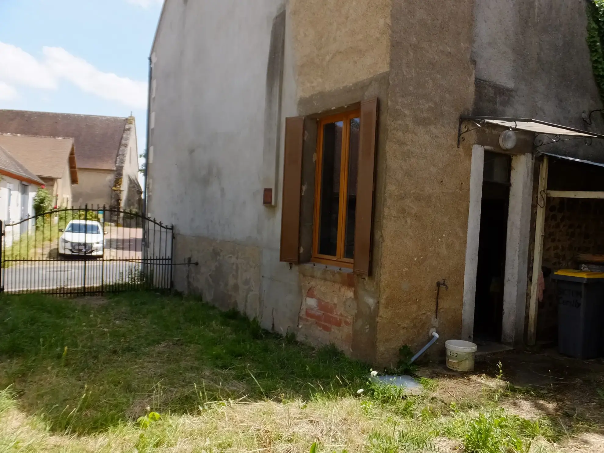 Belle maison de village de 170 m² avec jardin à Le Brethon 