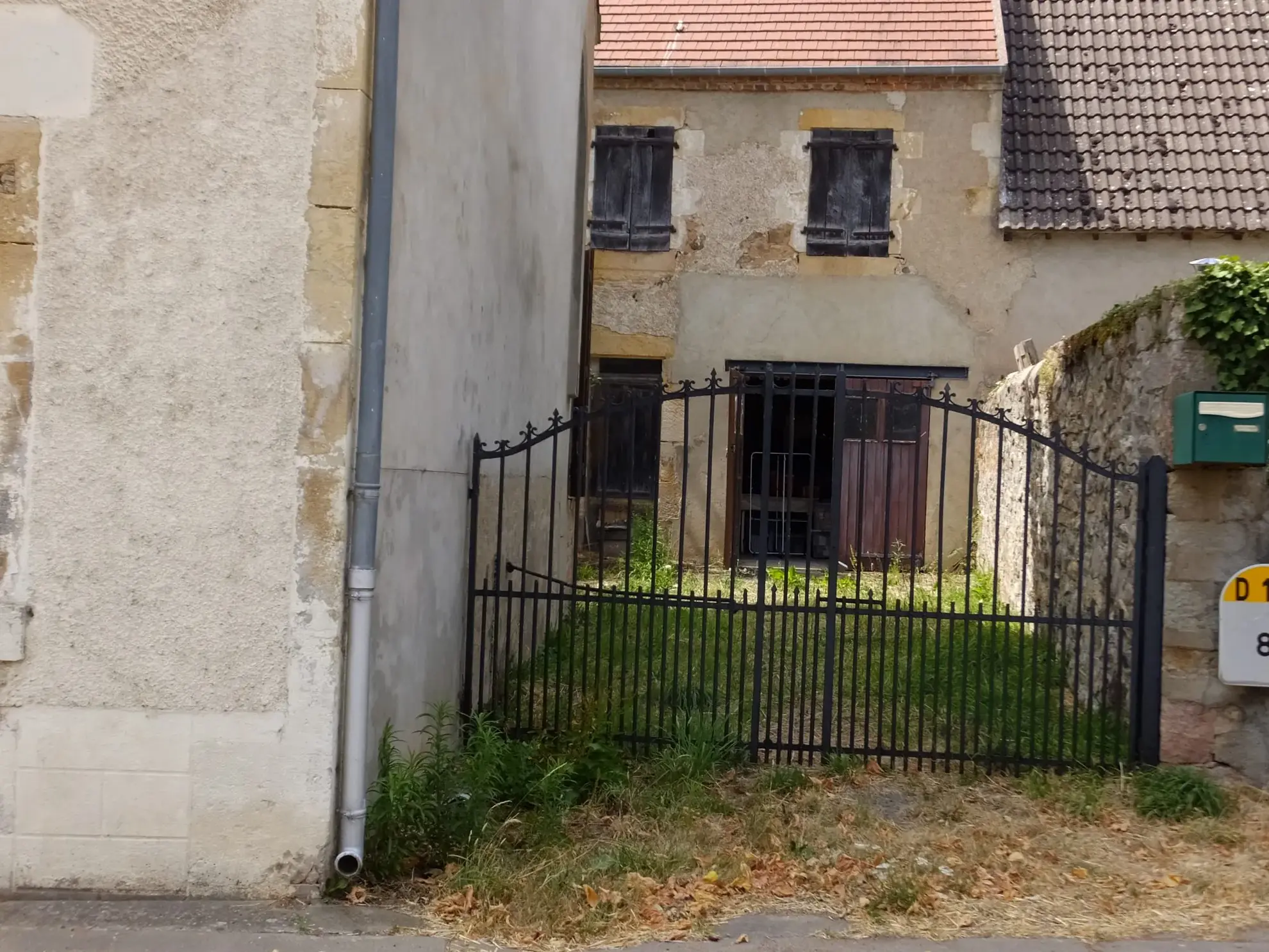 Belle maison de village de 170 m² avec jardin à Le Brethon 
