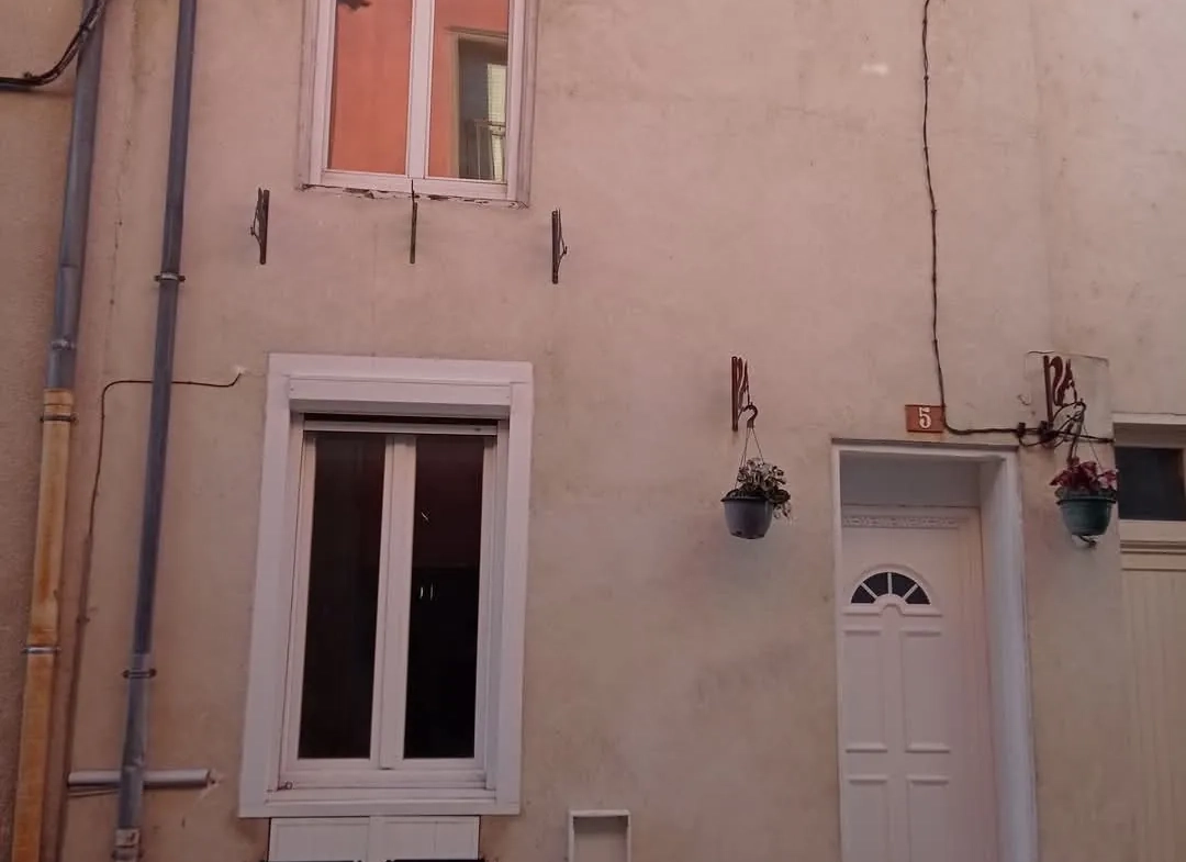 Maison de ville rénovée à vendre à Bar-sur-Aube - 55 m² 