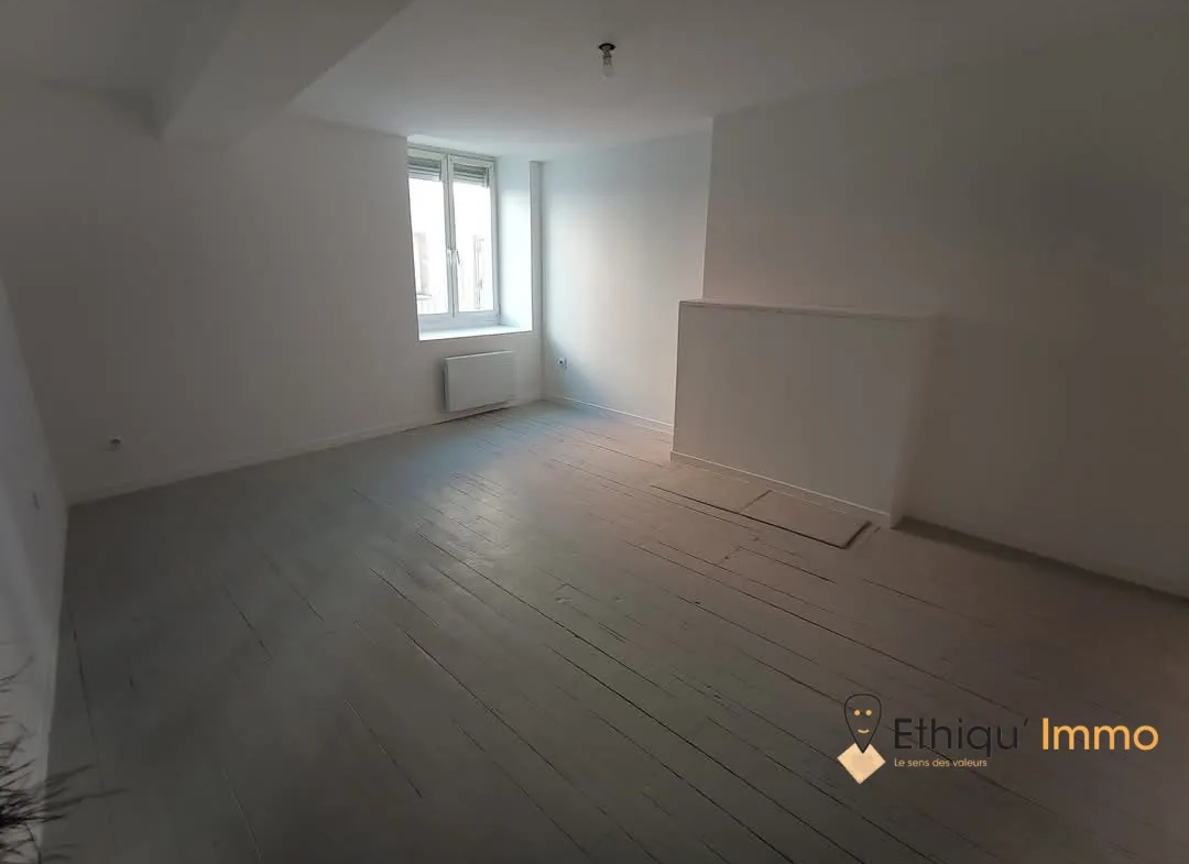 Maison de ville rénovée à vendre à Bar-sur-Aube - 55 m² 