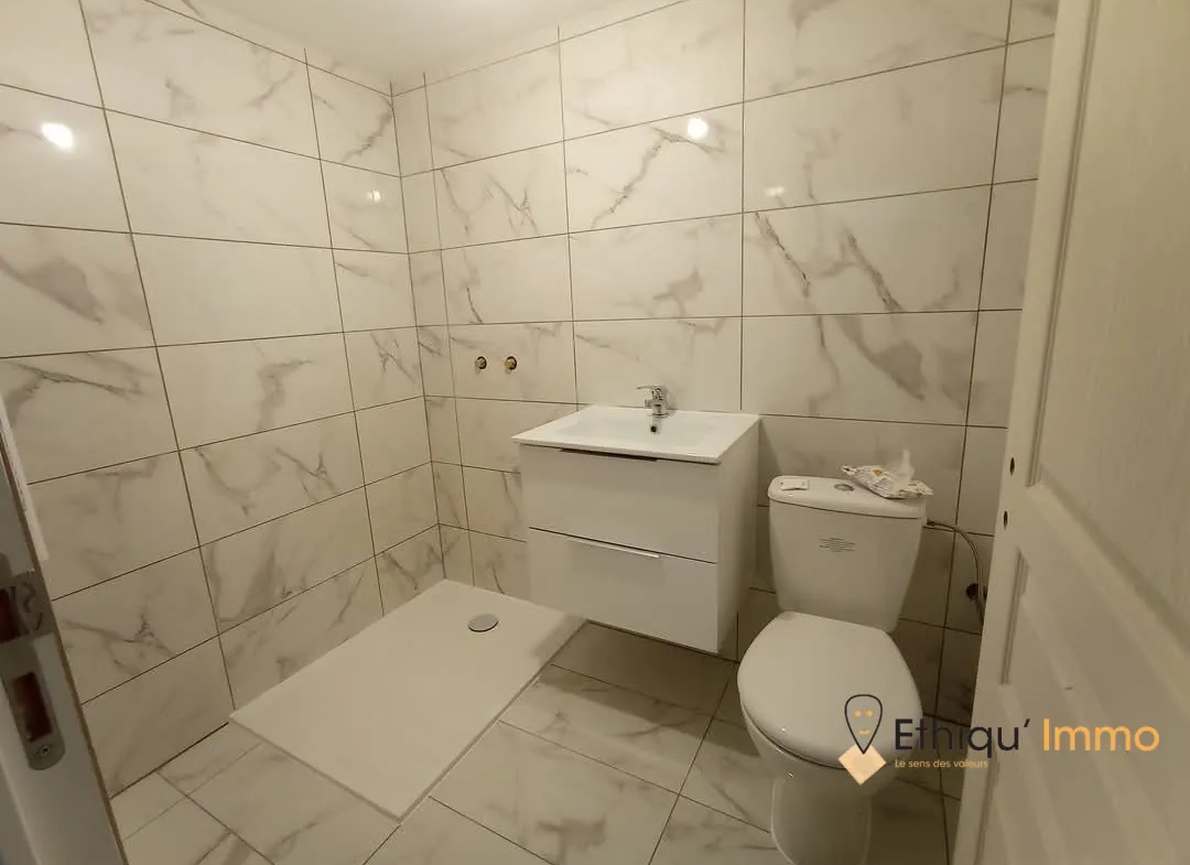 Maison de ville rénovée à vendre à Bar-sur-Aube - 55 m² 