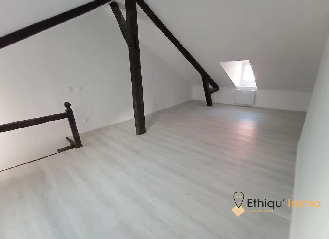 Maison de ville rénovée à vendre à Bar-sur-Aube - 55 m² 