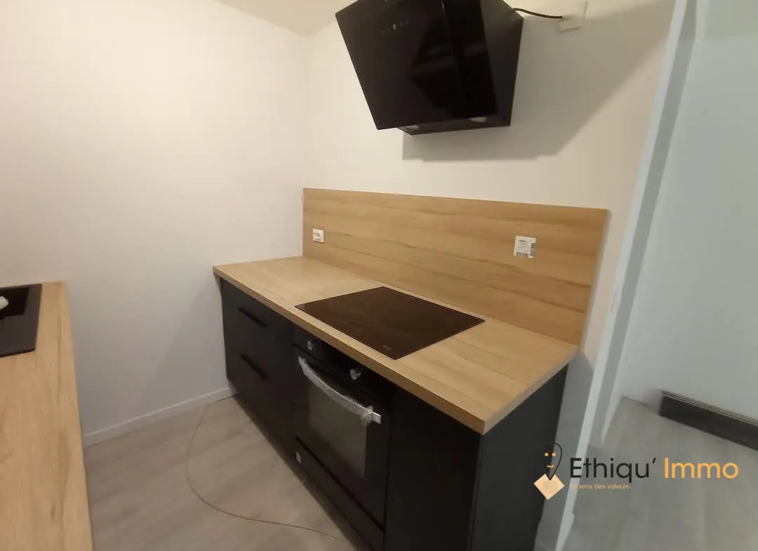 Maison de ville rénovée à vendre à Bar-sur-Aube - 55 m² 