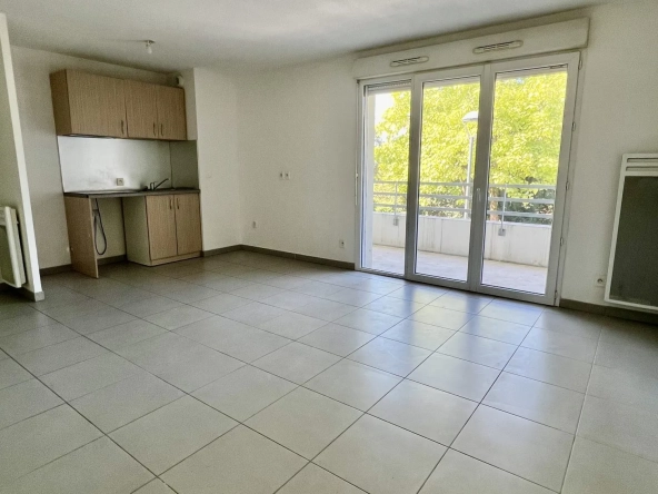 A vendre appartement T3 lumineux avec terrasse à Villenave-d'Ornon