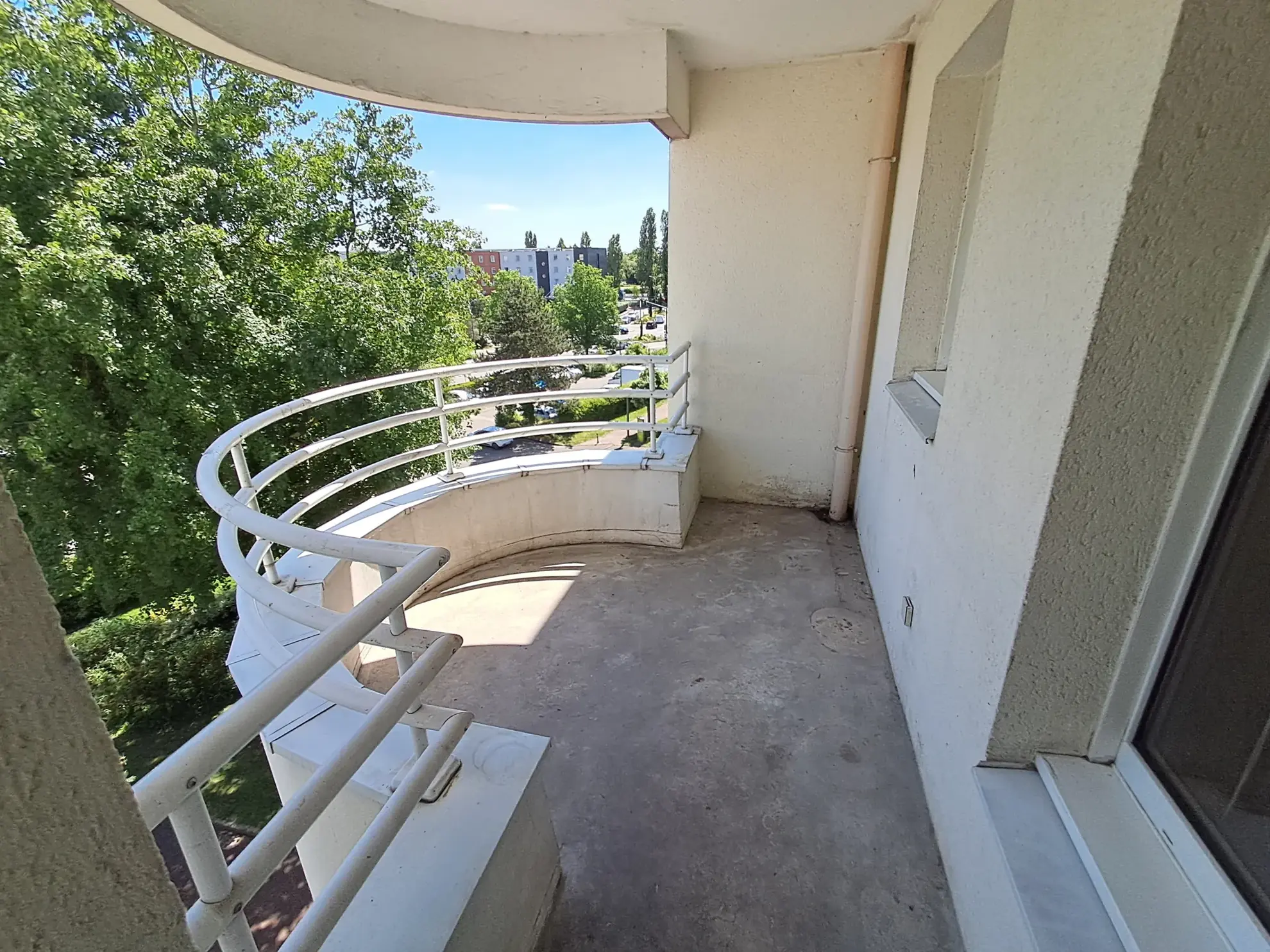 Spacieux appartement 2 pièces de 54,66 m² à Vélizy-Villacoublay avec terrasse 