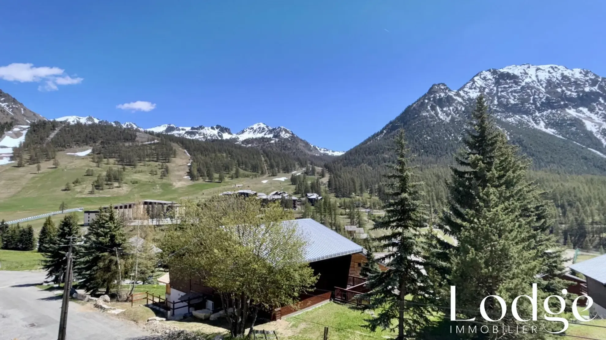 Vente Spacieux Studio face aux Pistes à Montgenèvre avec Balcon Sud-Est 