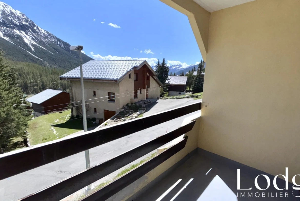Vente Spacieux Studio face aux Pistes à Montgenèvre avec Balcon Sud-Est 