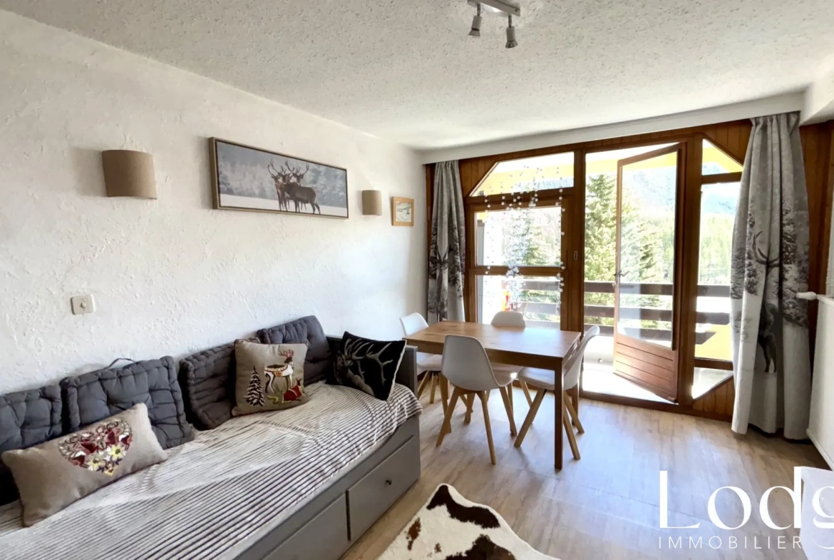 Vente Spacieux Studio face aux Pistes à Montgenèvre avec Balcon Sud-Est 