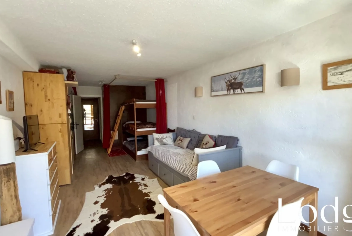 Vente Spacieux Studio face aux Pistes à Montgenèvre avec Balcon Sud-Est 