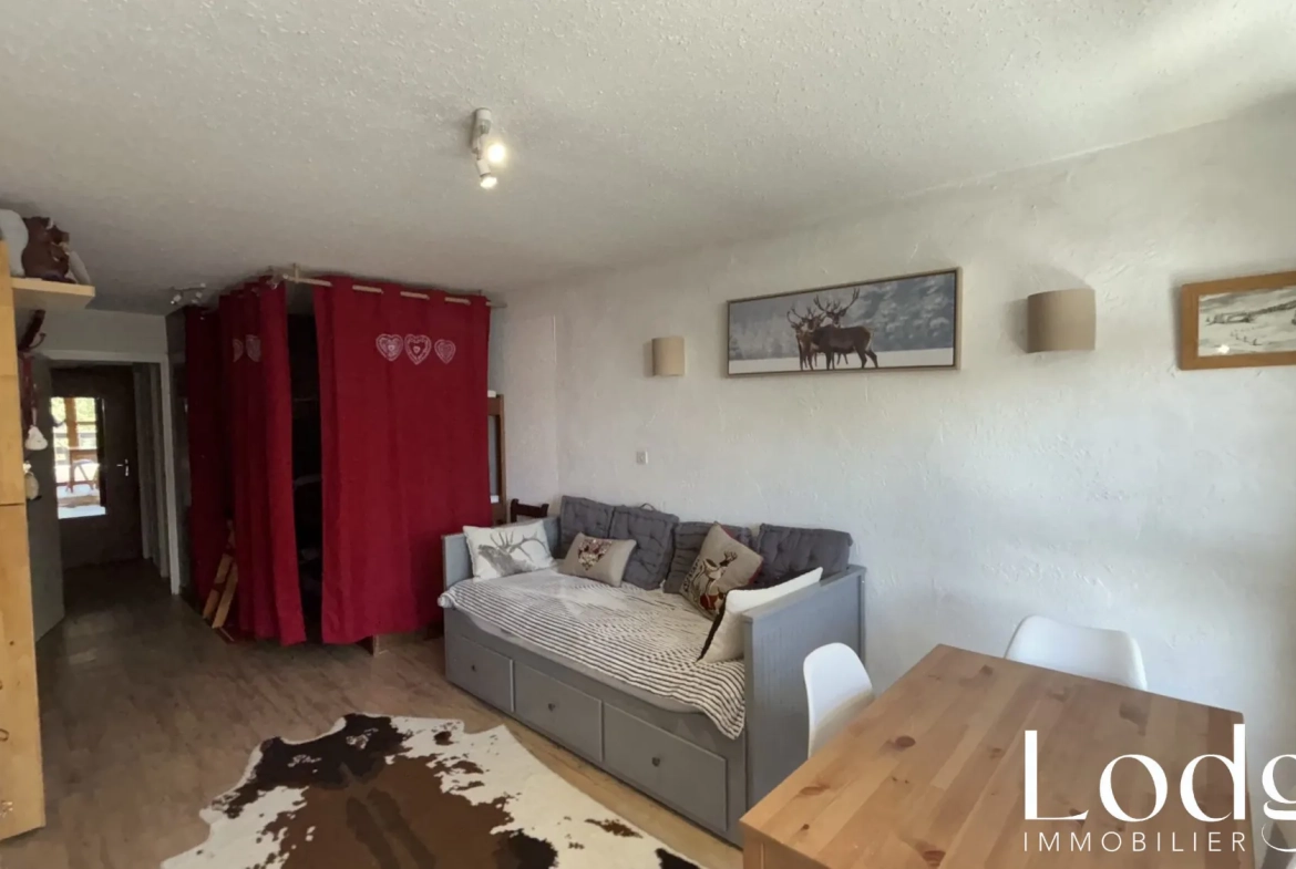 Vente Spacieux Studio face aux Pistes à Montgenèvre avec Balcon Sud-Est 