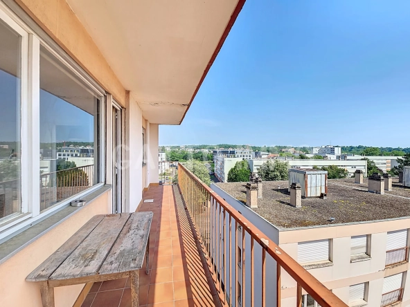 Appartement de 78 m² à Metz Sablon avec parking, balcon et potentiel locatif élevé