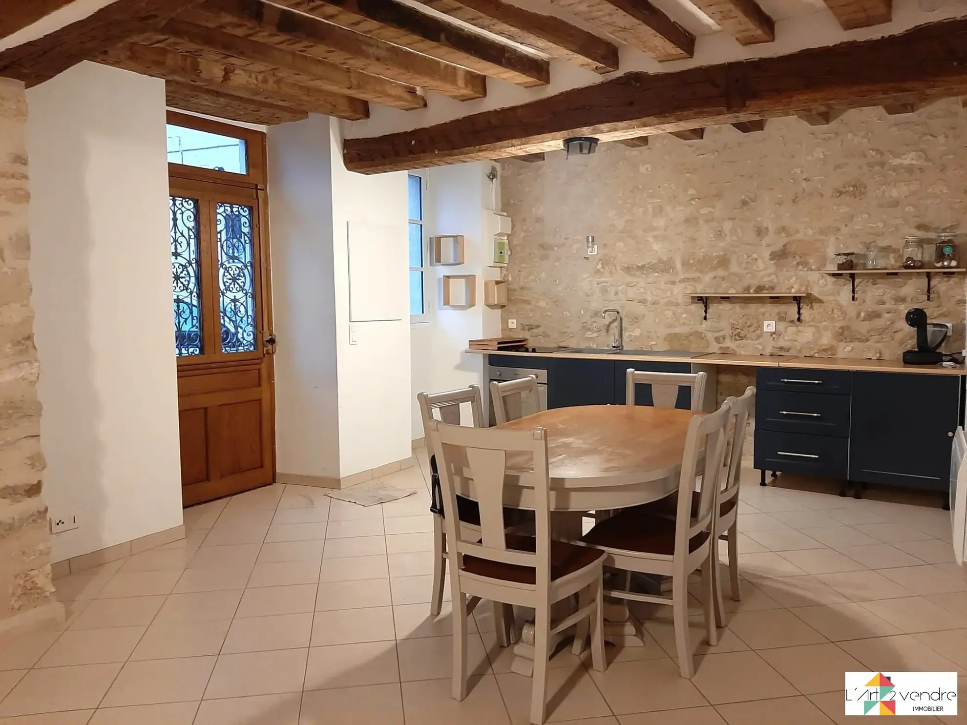 Maison de village rénovée avec 4 chambres à Morienval - Charmant bien immobilier 