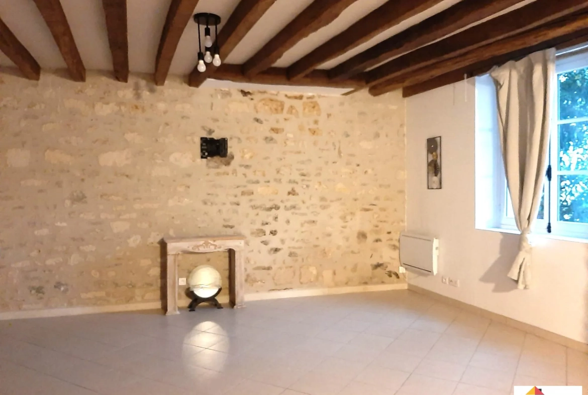Maison de village rénovée avec 4 chambres à Morienval - Charmant bien immobilier 