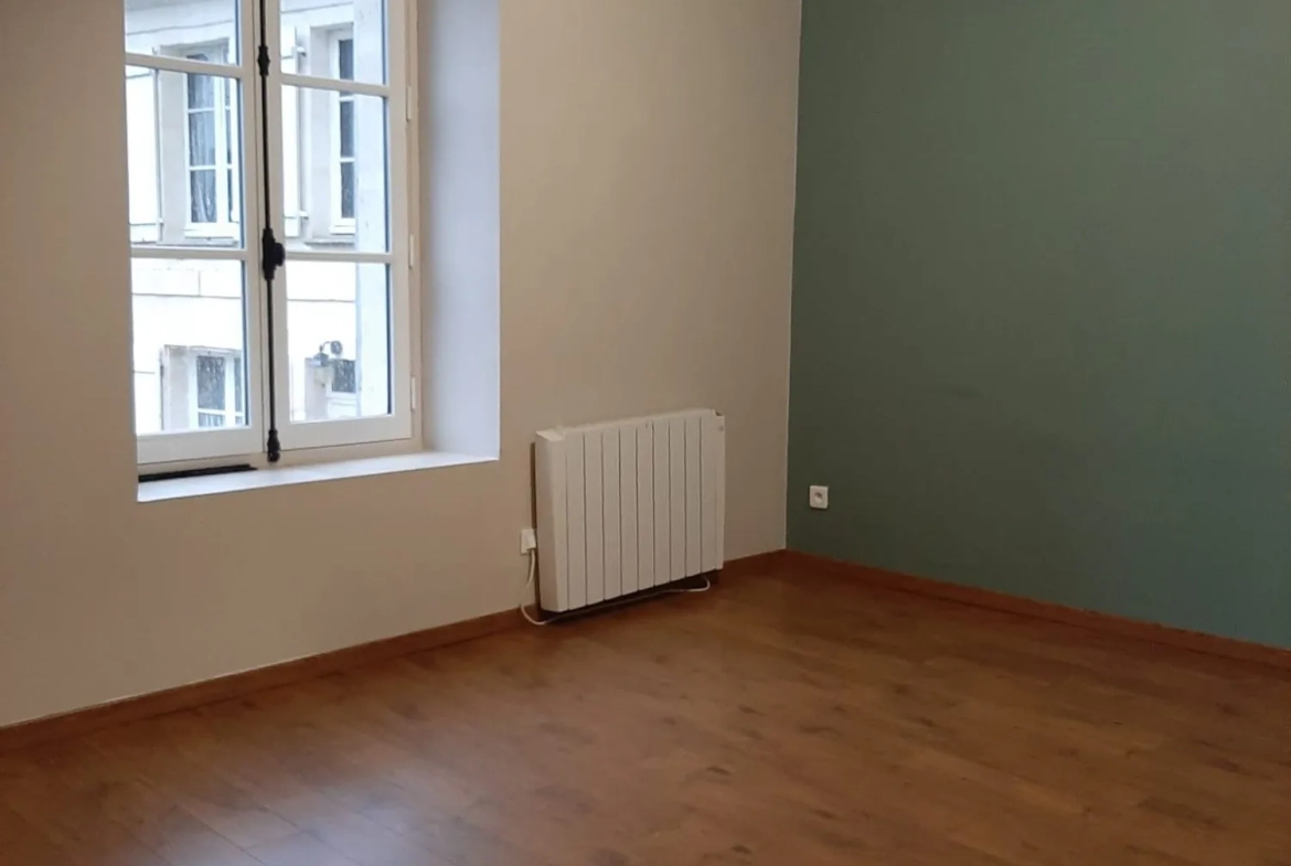 Maison de village rénovée avec 4 chambres à Morienval - Charmant bien immobilier 