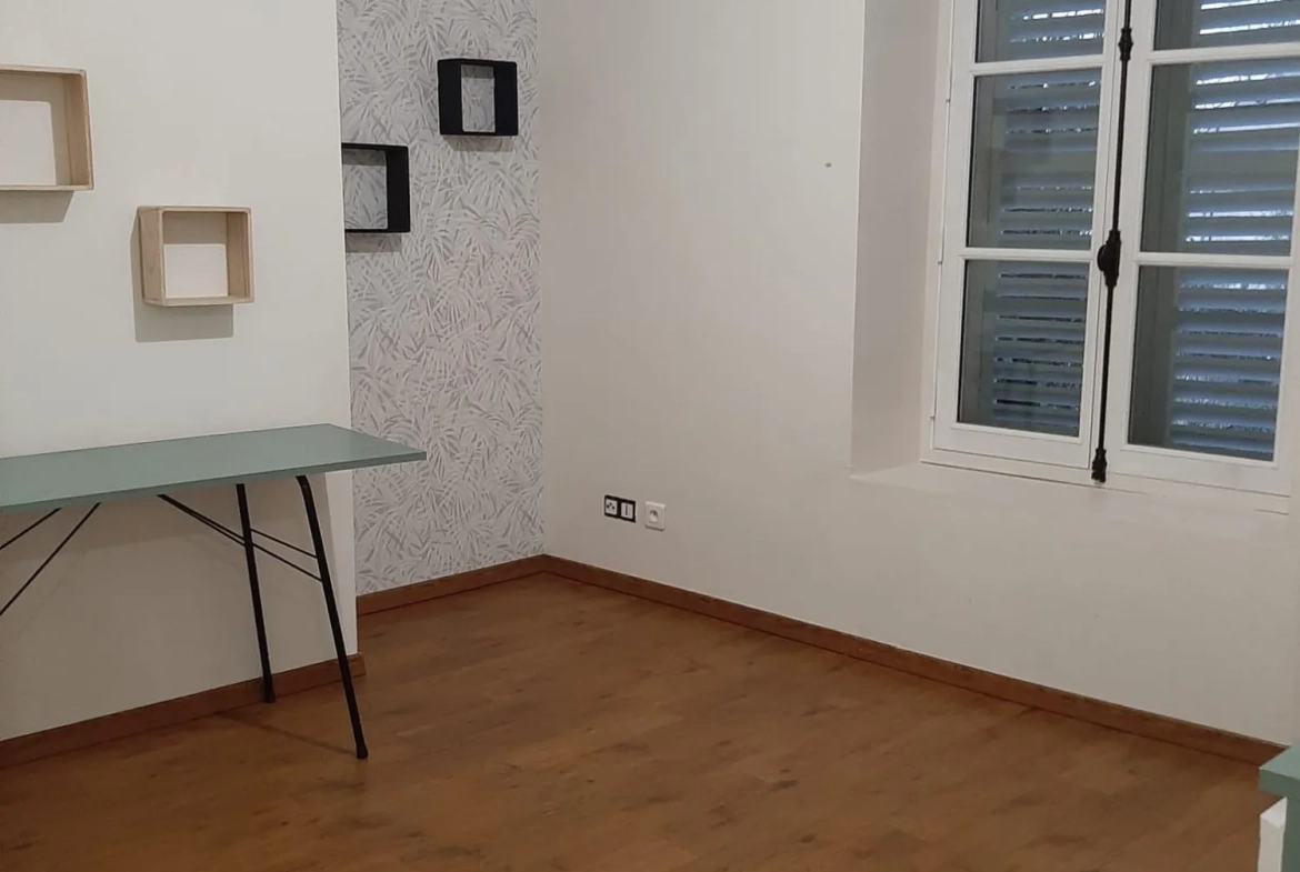 Maison de village rénovée avec 4 chambres à Morienval - Charmant bien immobilier 