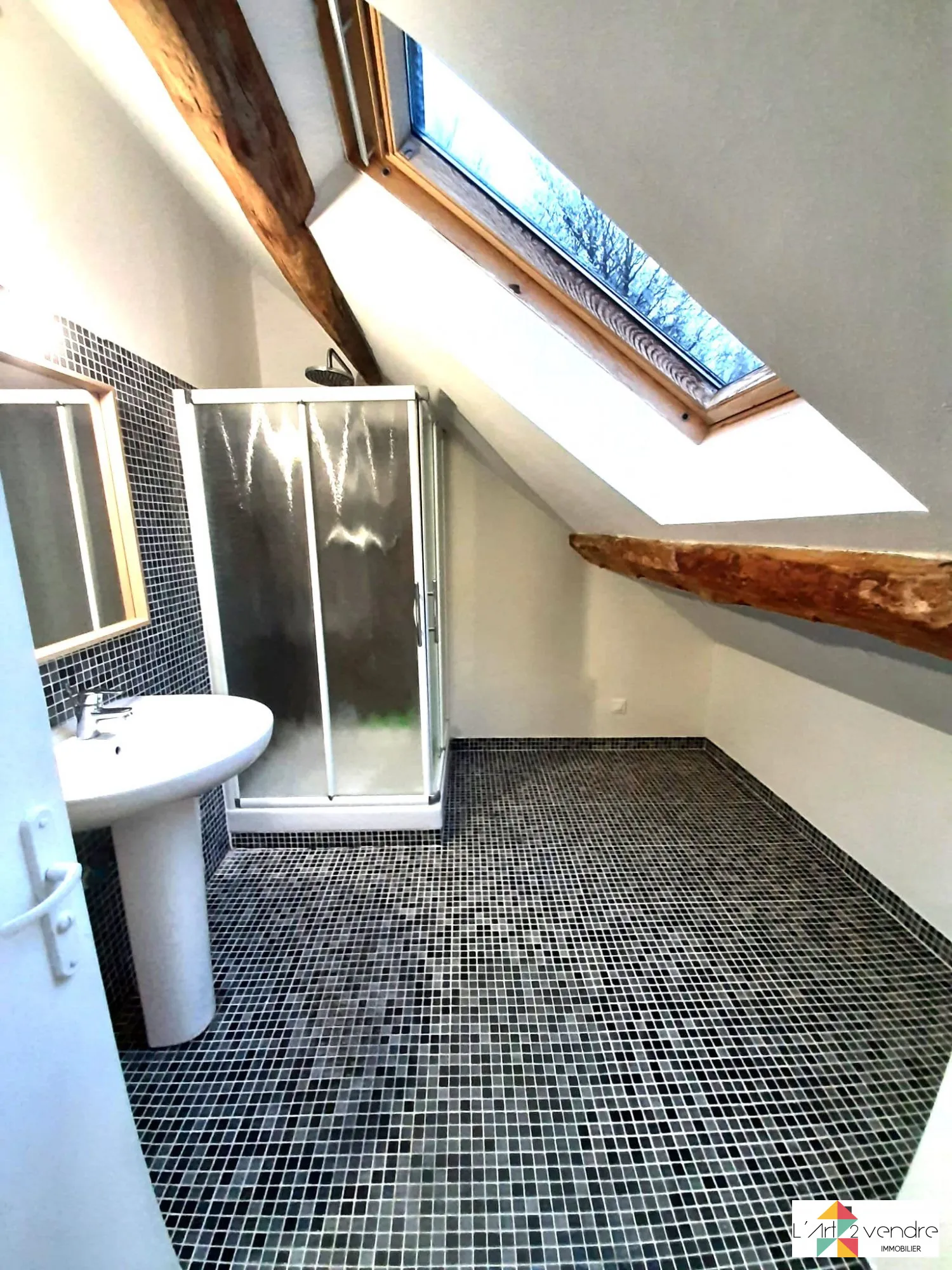 Maison de village rénovée avec 4 chambres à Morienval - Charmant bien immobilier 