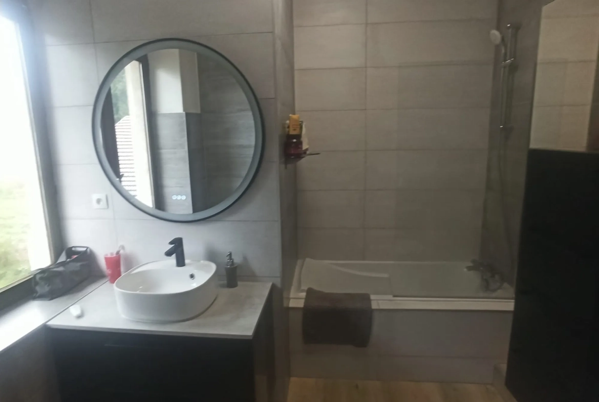 Maison à vendre à Danjoutin – 130 m², terrain de 22 ares, potentiel familial dans cadre verdoyant 