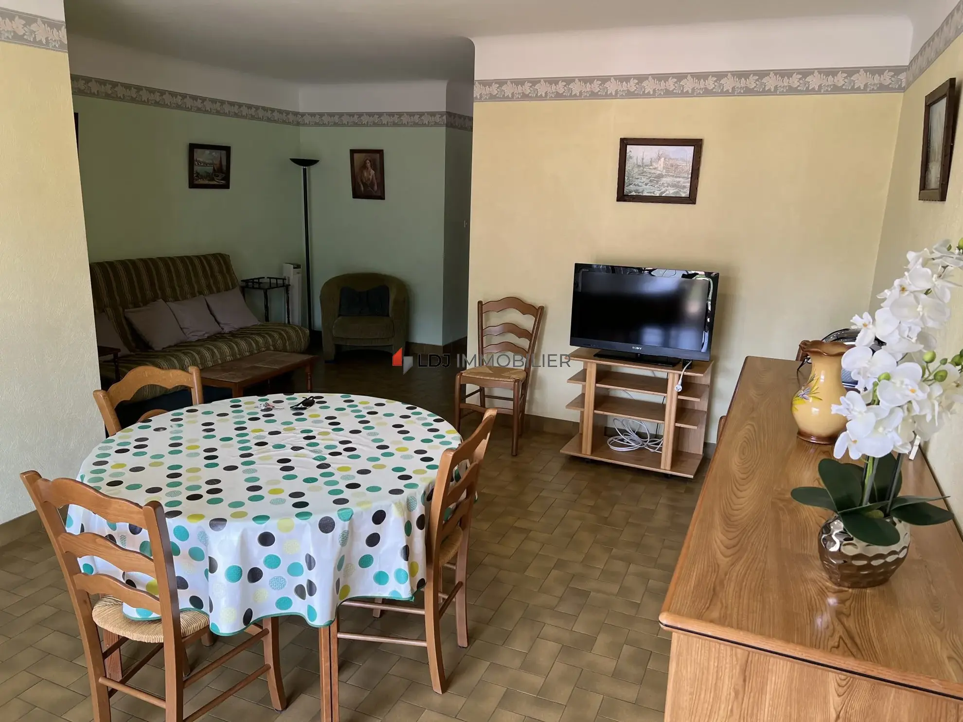 Appartement T2 Bis avec terrasse et garage à Amélie-les-Bains 
