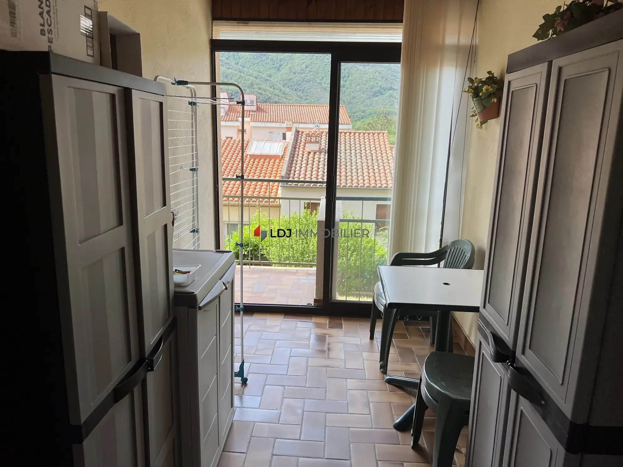 Appartement T2 Bis avec terrasse et garage à Amélie-les-Bains 
