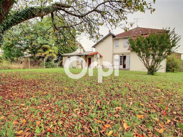 Maison à vendre à Jurançon – 180 m² avec appartement indépendant et jardin