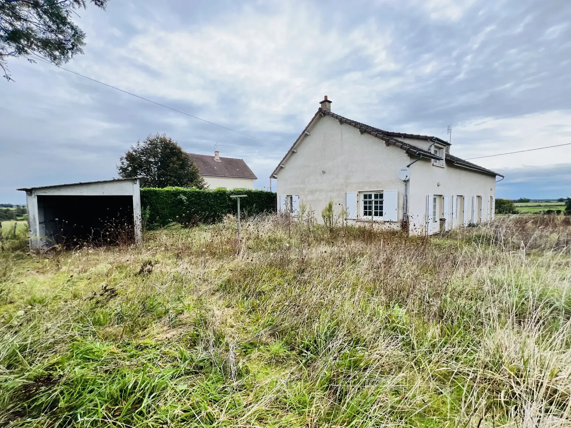 Maison à rénover au Pin près de Digoin et Vichy - 200 m² 