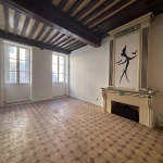 Appartement à rénover de 50 m² au centre de Tournus, idéal investissement ou résidence principale