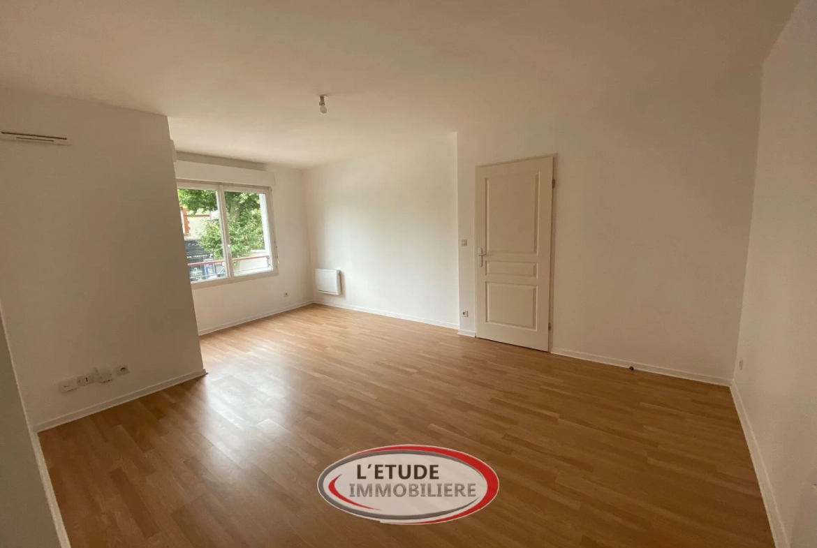 Appartement rénové avec balcon, garage à Nantes près de l'Erdre 