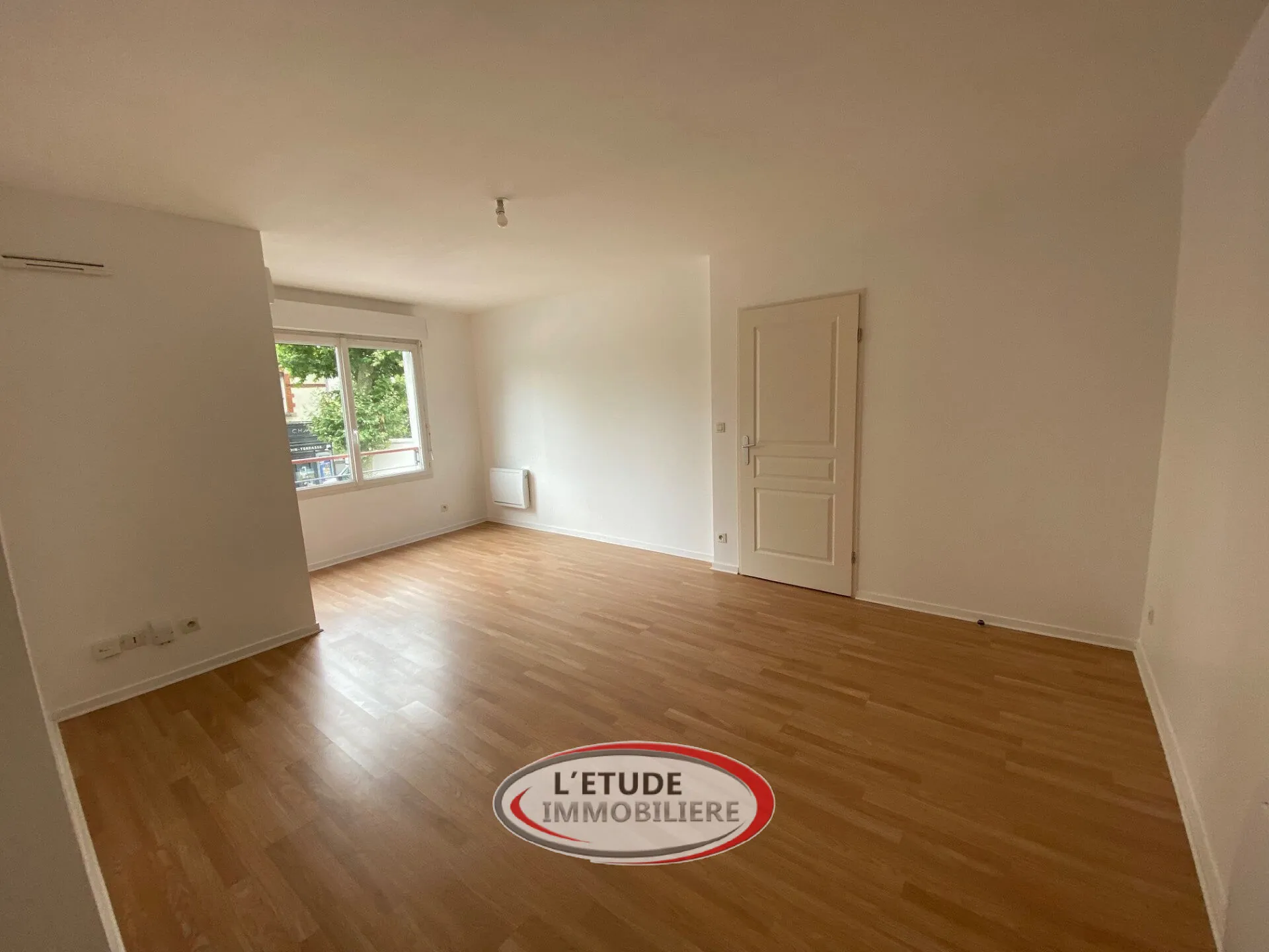 Appartement rénové avec balcon, garage à Nantes près de l'Erdre 