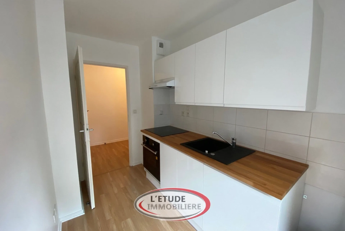 Appartement rénové avec balcon, garage à Nantes près de l'Erdre 