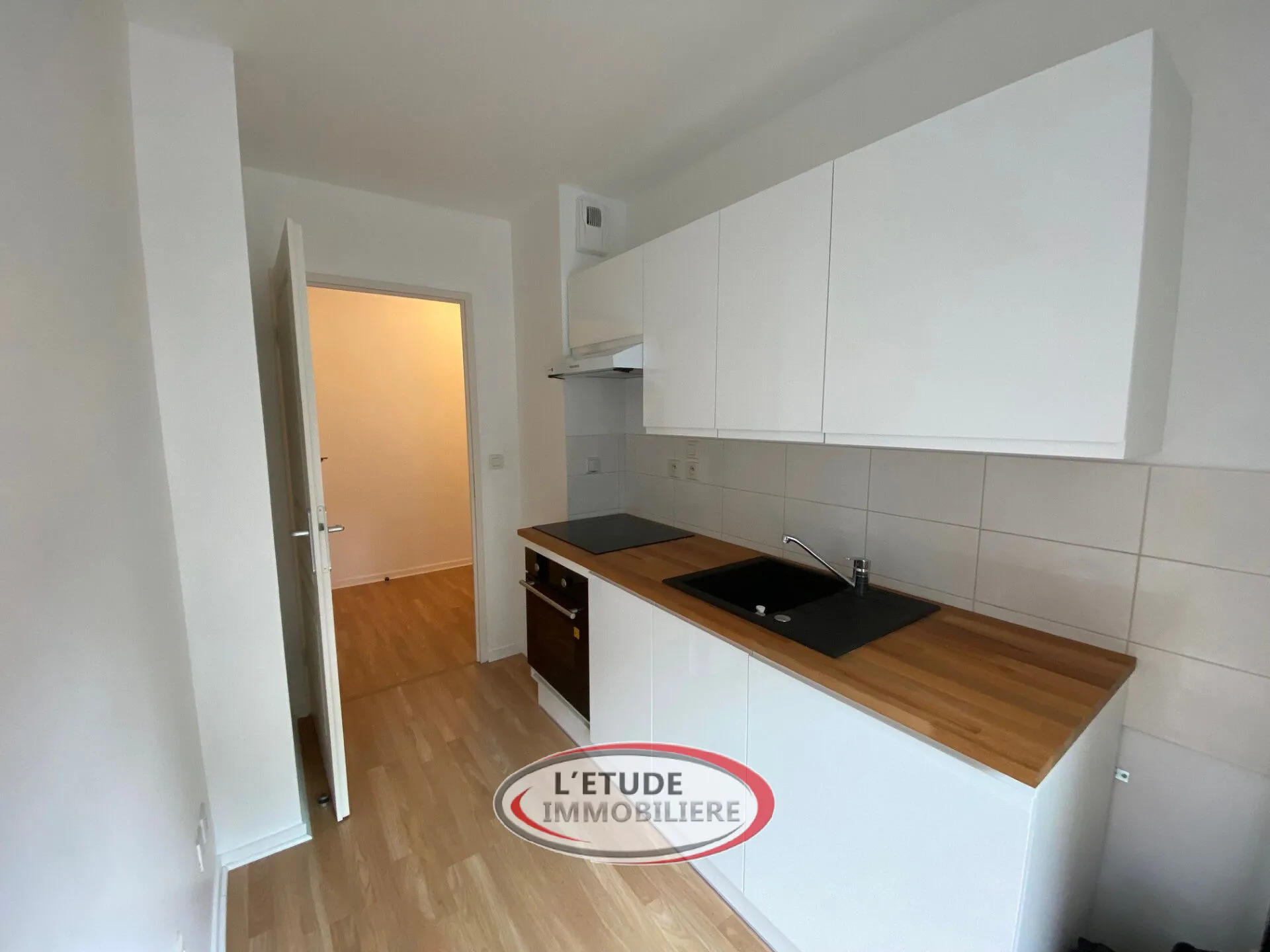 Appartement rénové avec balcon, garage à Nantes près de l'Erdre 