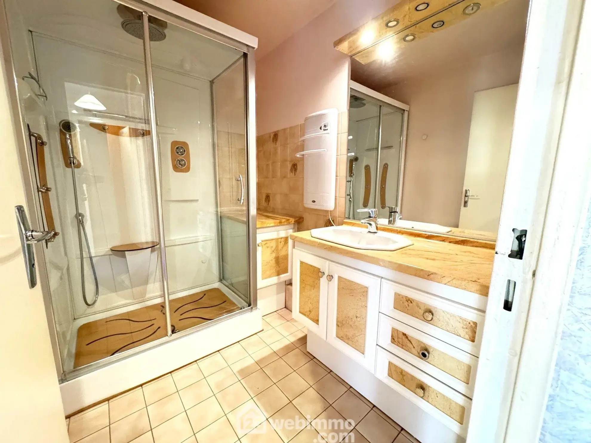 Bel appartement T3 de 70 m² avec vue dégagée à Évry-Courcouronnes 
