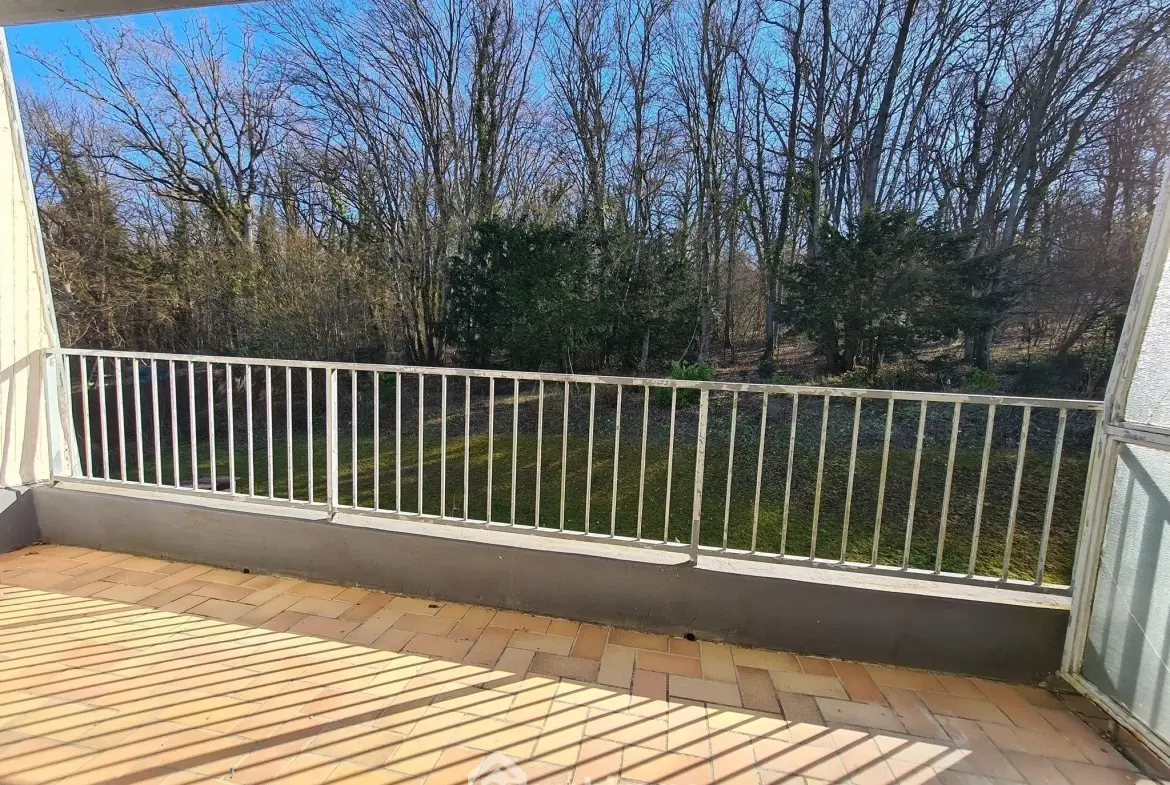 Bel appartement T3 avec terrasse et garage à Le Malesherbois 