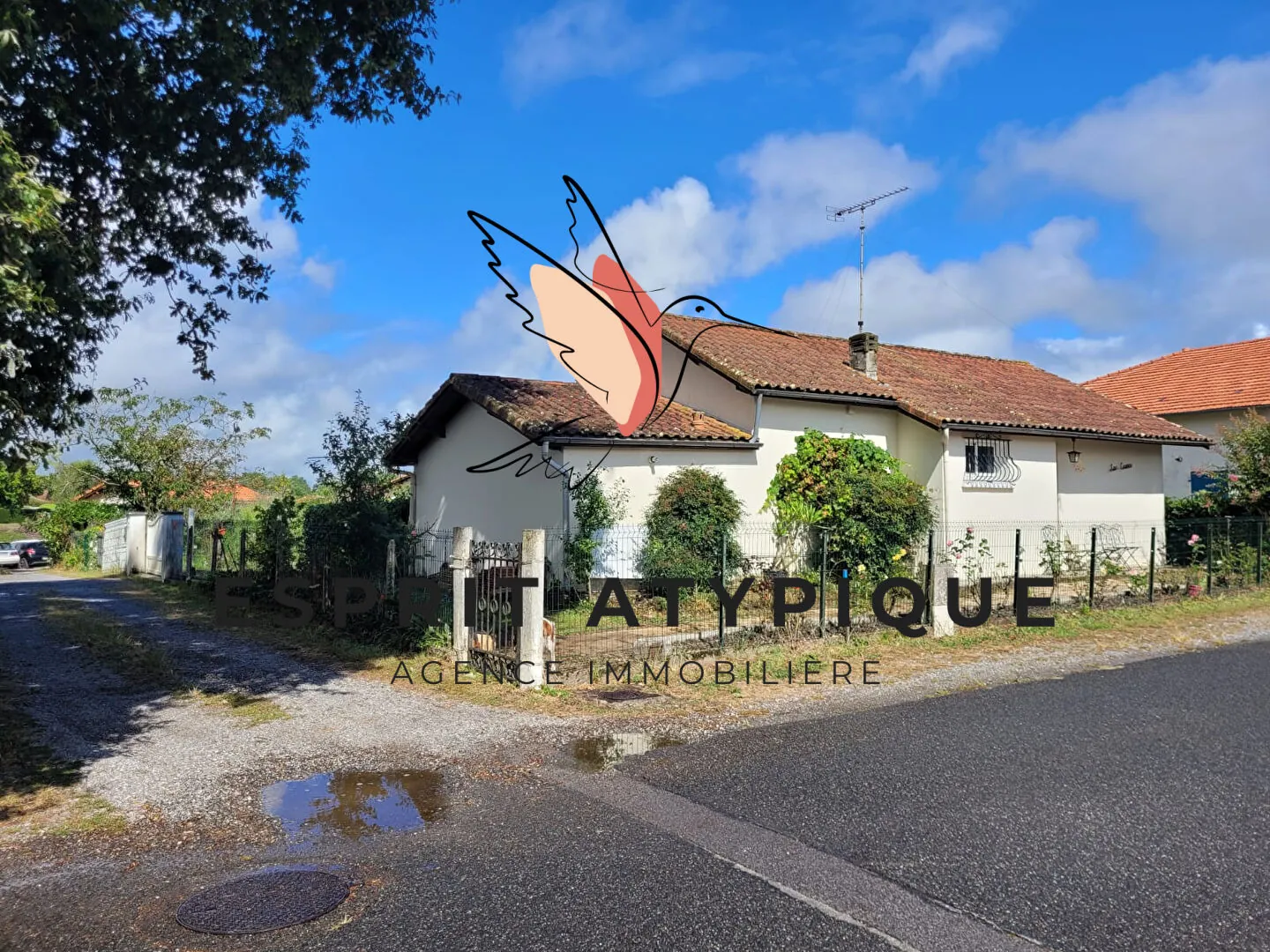 Maison à vendre de 79 m² avec garage indépendant à Saint-Vincent-de-Paul 
