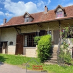 Maison de village à Cluny avec dépendance et jardin - 168 m²